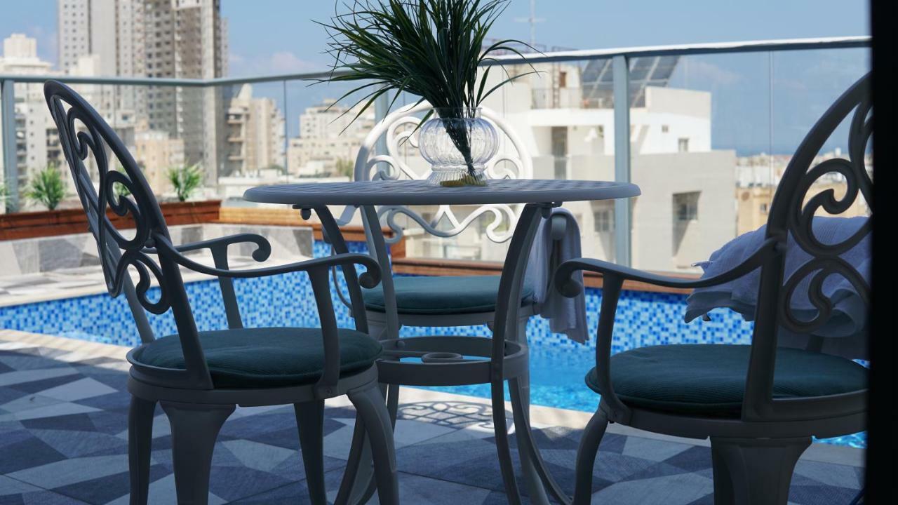 Luxury Rooftop Apartment In Netanya Eksteriør bilde